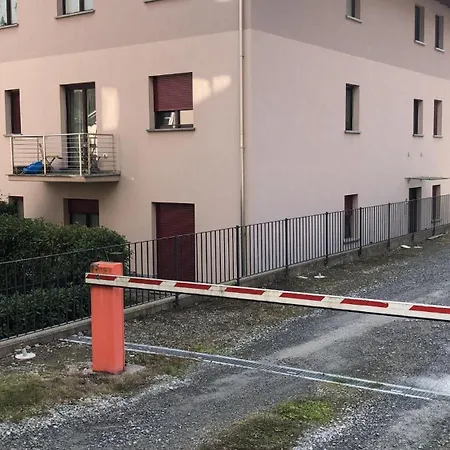 Sole Tra I Gelsi Feriehus Tirano